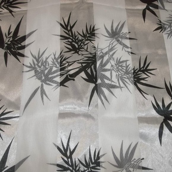 Scarf Light Grey with Black Palm Leaves Lightweight Long Accessory Woman S13 - Picture 7 of 7